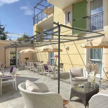 Otel La Bastide De L'oliveraie