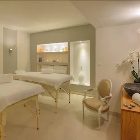 Otel La Bastide De L'oliveraie Cannes