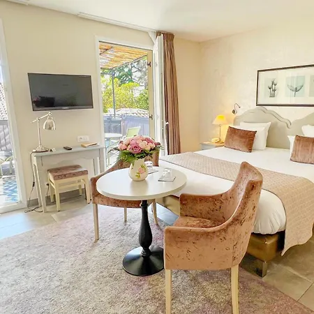 La Bastide De L'oliveraie Otel 4*