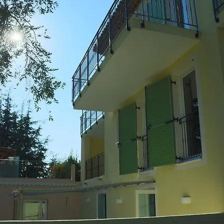 Hotel La Bastide De L'oliveraie