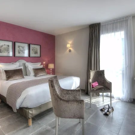 La Bastide De L'oliveraie Hotel 4*