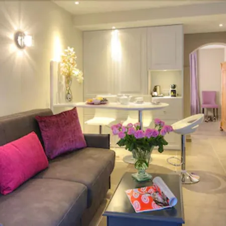 Hotel La Bastide De L'oliveraie 4*