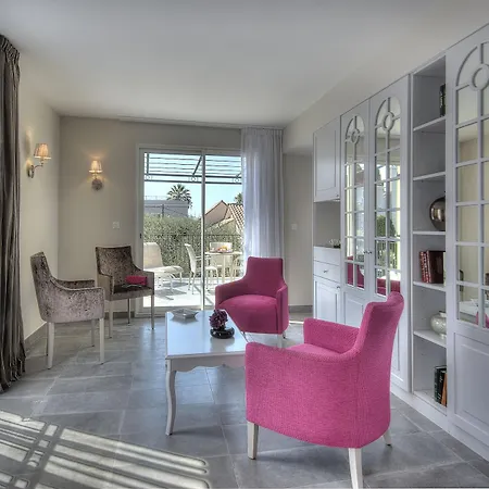 La Bastide De L'oliveraie Hotel 4*