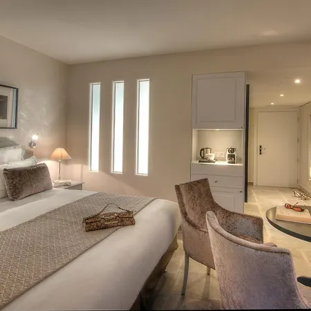 Hotel La Bastide De L'oliveraie 4*