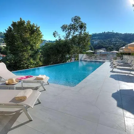 La Bastide De L'oliveraie Отель 4*