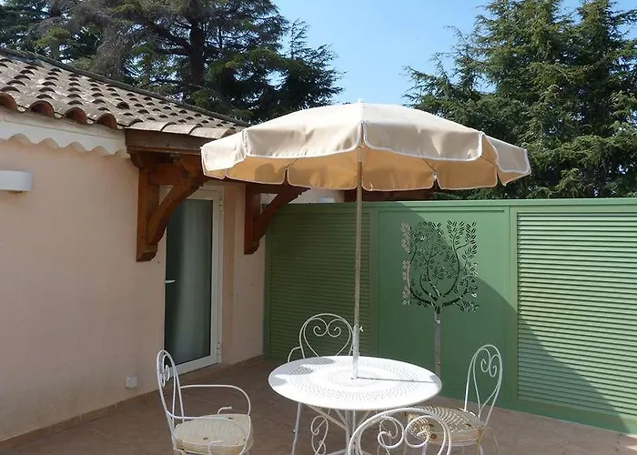 La Bastide De L'oliveraie קאן