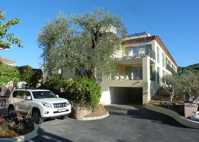 La Bastide De L'oliveraie 4* קאן