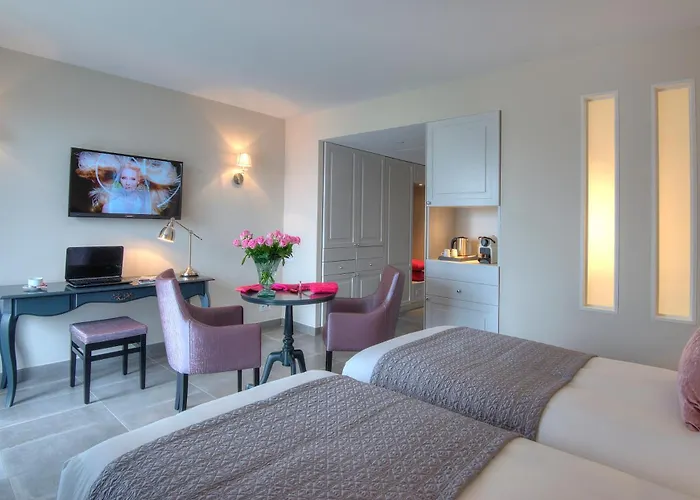 La Bastide De L'oliveraie מלון קאן