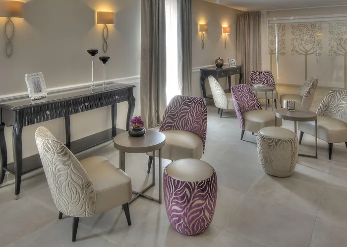 ラ バスティード ドゥ ロリビエ カンヌ