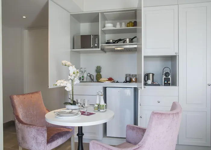 La Bastide De L'oliveraie 4*