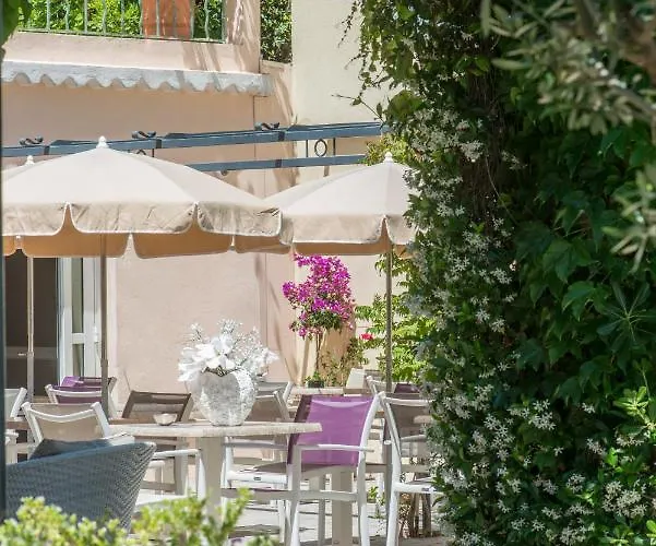 מלון La Bastide De L'oliveraie קאן