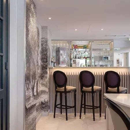 La Bastide De L'oliveraie Hotel 4*