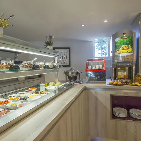 Hotel La Bastide De L'oliveraie