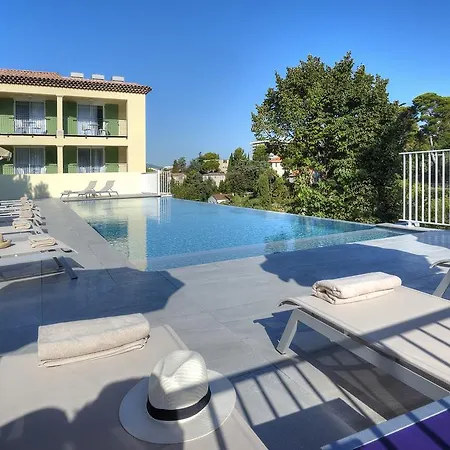 Szálloda La Bastide De L'oliveraie 4*